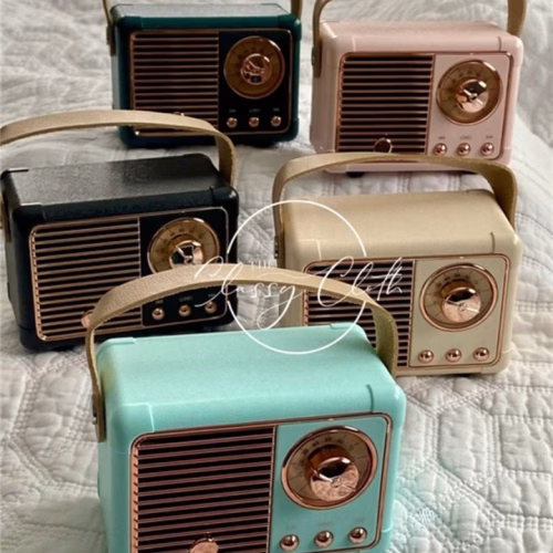 Retro Radio Wireless Speaker , Lake Havasu Gifts